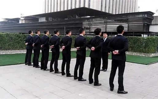 丰城解码催收流程透明化：债务清算的阳光路径